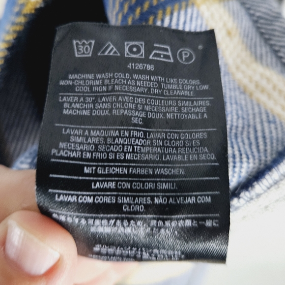 VOLCOM | Heavy Daze long sleeve button up plaid flannel shirt - Picture 7 of 11